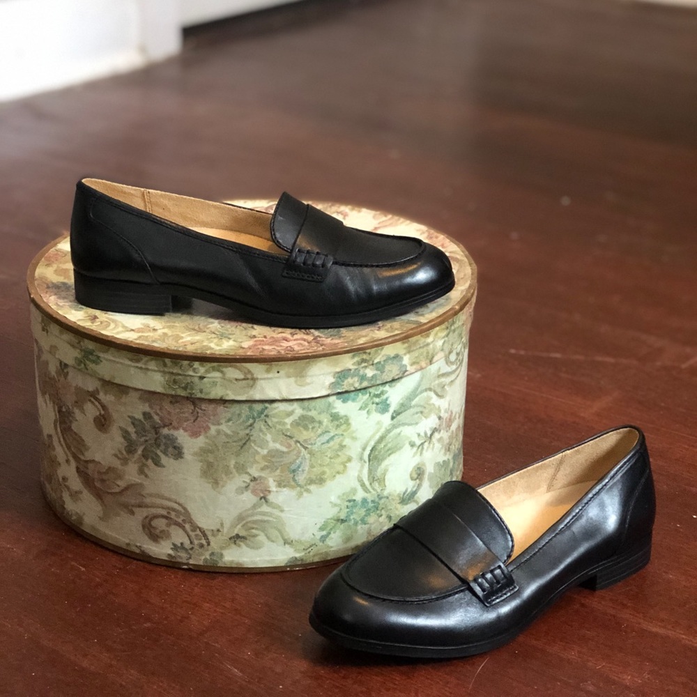 NATURALIZER Milo Penny Loafer